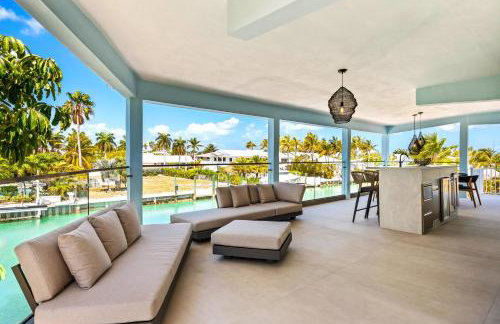 Grand Arenas - 120' Dock, HtdPool, Game Room, BBQ, Mini Golf,Baby Items - Foto 40