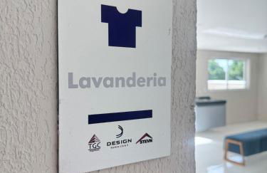 Ap próx ao shopping com garagem, piscina e ar - Foto 32