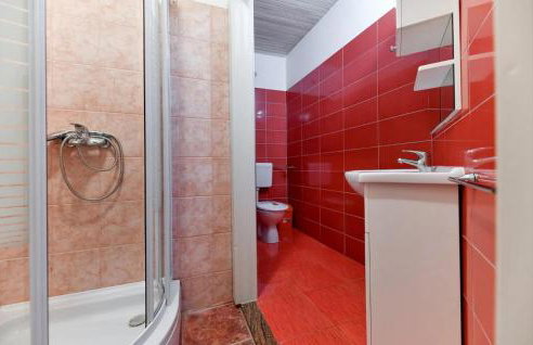 Six-Bedroom Holiday Home In Sv Filip I Jakov - Foto 47