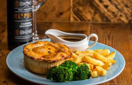 The Ultimate Hangout 4BR Modern House with Garden - Photo 30