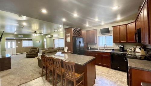 Tails Up Retreat- A Place for you and your dog! - Foto 1, stove, dishwasher, pet friendly, toaster, minibar