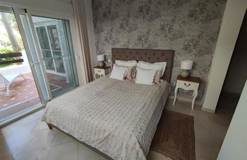 Costalita on the Beach - 3 bedroom cosy apartment - Photo 26