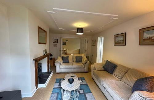 1 bed annex with extra sofa bed ideal for families and business guests - Photo 13