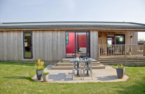 Pomegranate, Hot Tub, Wi-Fi - Photo 4