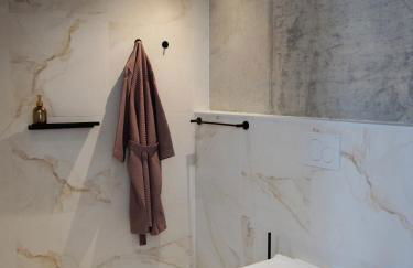 SUITES 9 MALAGA, three unique suites with private plunge pool - Photo 41