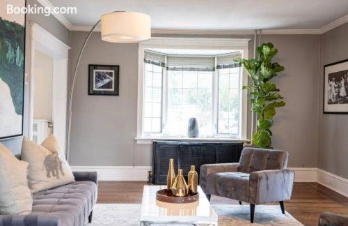 AC 6BR2BA Quiet Island House Near Casinos - Foto 71