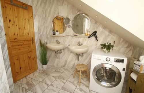 Familien-Appartement Schwarzwald bei Freiburg mit bis zu 4 Schlafzimmern - Foto 20