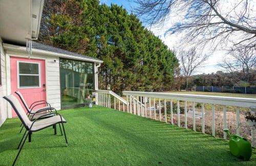 2 Story Home With Sunroom & Cozy Deck Close To KSU - Foto 30