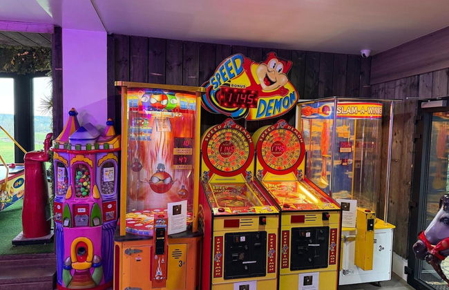 Magnificent Luxury Chateau in Vast Garden with Sauna & Hot Tubs - Photo 70