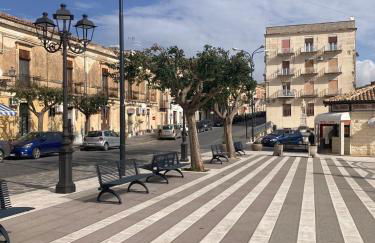 Dépendance of the Frazzetto Sisters - Photo 30