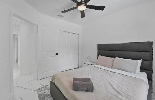 Palm Luxe Residence - Photo 14