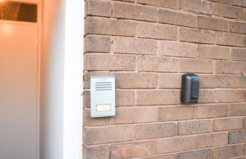 House Sleeps 8 with Garden and Parking - Foto 23