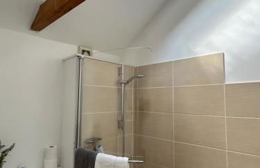 The Old Stables in Mews - Photo 12