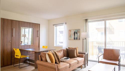 Walker's Point Studio with Gym and Balcony - Foto 2