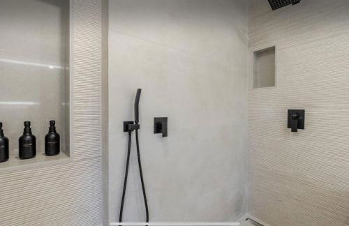 Miami Oasis by Brickell and Beaches - Photo 49