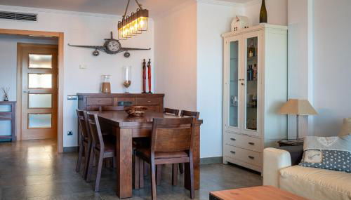 AT021 Apartment with pool in front of the beach - Foto 5