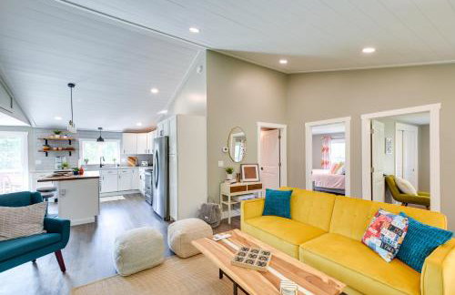 Orrington Vacation Rental with Private Deck and Views! - Foto 6