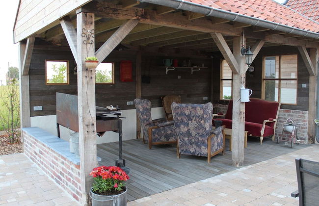 Wonderful Country House With Huge Garden - Photo 35