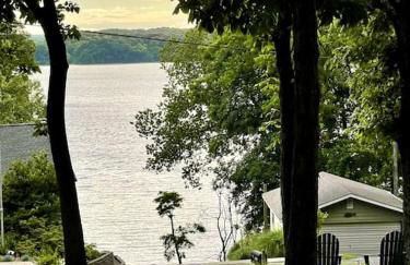 Charming Cottage with Fire Pit and Barbecue in Cadiz, Kentucky - Foto 22