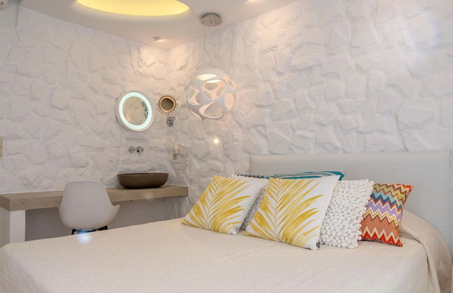 Spiros Hotel - Photo 33