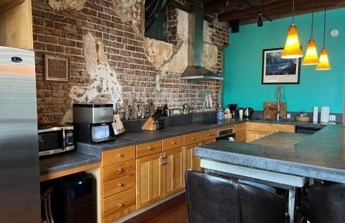 Condo On Broughton St with Elevator and Reserved Parking - Foto 27