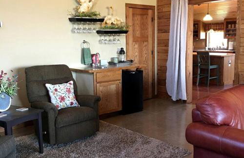 Family-Friendly Historic Barn Rental on Hobby Farm near Frederic, Wisconsin - Foto 9