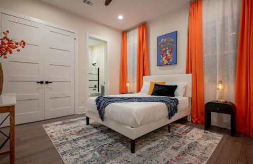 Huge 4BR, Near Memorial Park, Rooftop & Garage - Foto 15