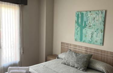 Santa Coloma Apartamentos - Foto 2