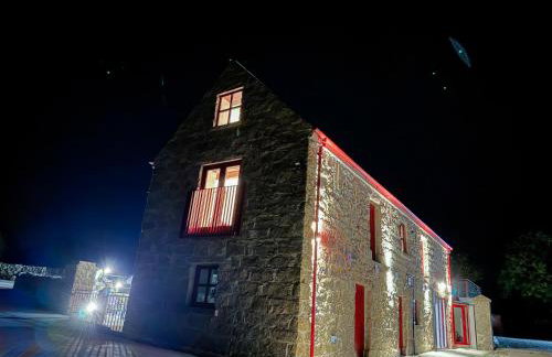 Wee Henry's Barn - Photo 26