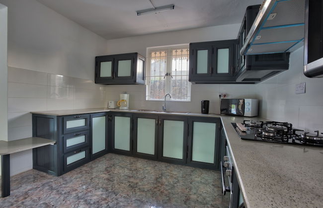 Hibiscus Villa - 5 Rooms - Photo 13