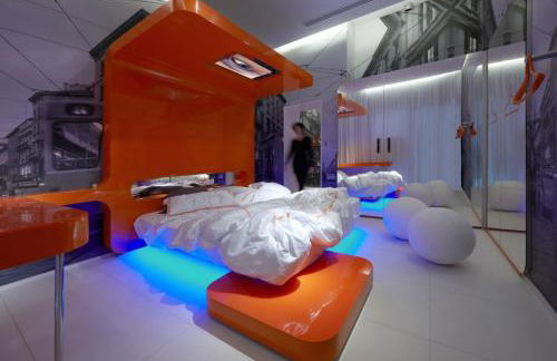 Town Suites - Photo 34