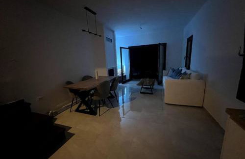 The Yacht House - Photo 16