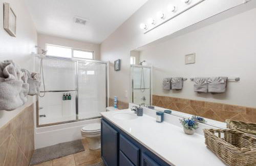 3000sqft House 8beds 3bath Pool jacuzzi Bbqj - Foto 27