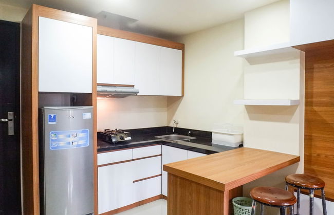 Best Deal 1BR Apartment at Menara Rungkut - Foto 6