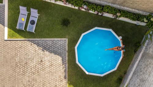 Sun, Pool and Comfort, The White House - Foto 4, Garden, sunbed