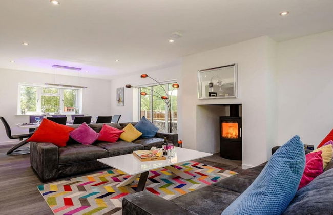 Luxurious Villa With Hot Tub - Foto 2