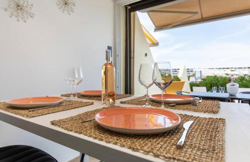 Catalina - Terrasse XXL - Garage Privé - Clim - Heliopolis Village Naturiste - Foto 17