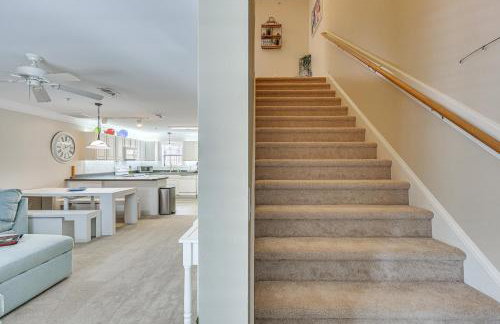 Townhome w/ Outdoor Pool & White Lake Access! - Foto 9