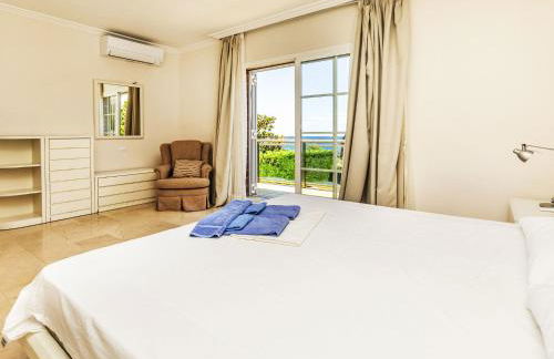 Villa Luxury B by Interhome - Foto 12