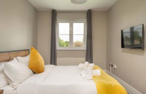 Modern, Well Presented 2-Bedroom Apartment, With Parking, Opposite Nirvana Spa - Pass the Keys - Foto 11