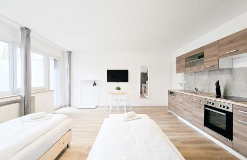 Tolstov Apartments - Studio Apartment with Balcony - 25 Min Messe DUS - Photo 3