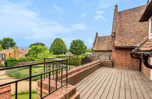 Higginson House - Photo 13