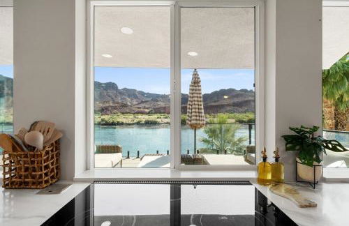 New Luxe Riverfront Home, Launch & Dock, Gamerooms - Foto 9