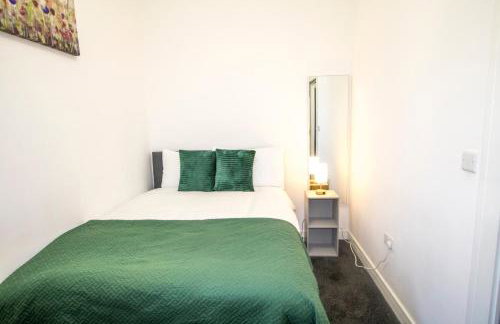 Stylish 2 Bedroom-Free Parking - Foto 3