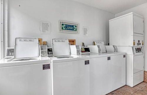 Comfort by the Beach - Heated Pool & Private Beach - Foto 3