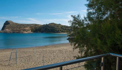 Beach Front Condo South Crete - Foto 3