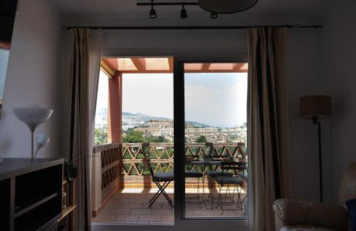 Hill View Benalmadena Appartment with fresh renovation - Foto 32