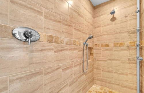 Center Grove - Lush & Spacious & New - 3 Bedrooms - Foto 20