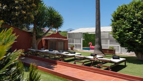 KARAT Villa Fernanda - Foto 4, Garden, sunbed, Garden view