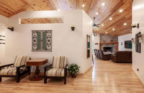 Hillside Hideaway - game rm - master spa - Luxury - Foto 29